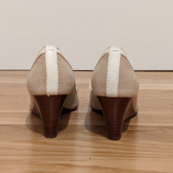 Tory Burch Amanda Wedge Natural - Size 5 - Picture 2 of 4